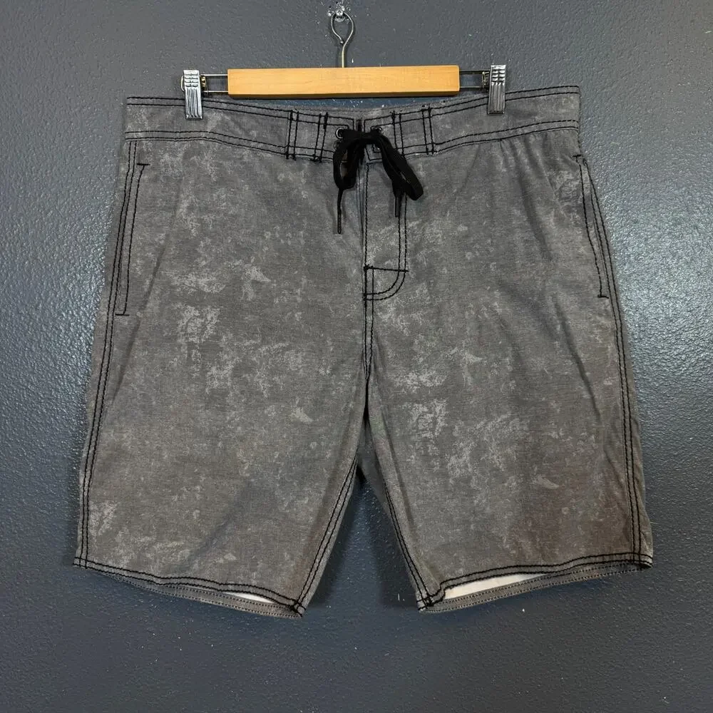 True Religion 34 men’s gray swimwear shorts outdoor activewear
